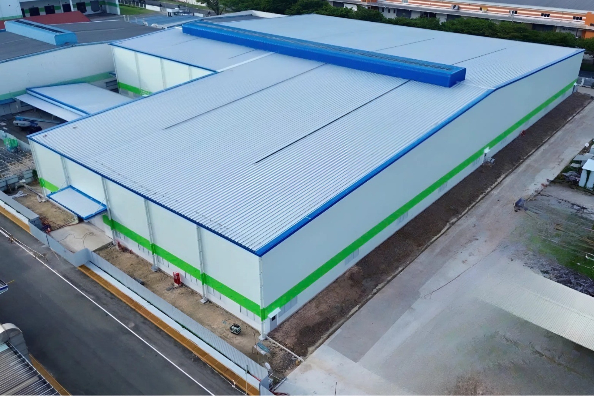 nhà xưởng bê tông cốt thép là gì