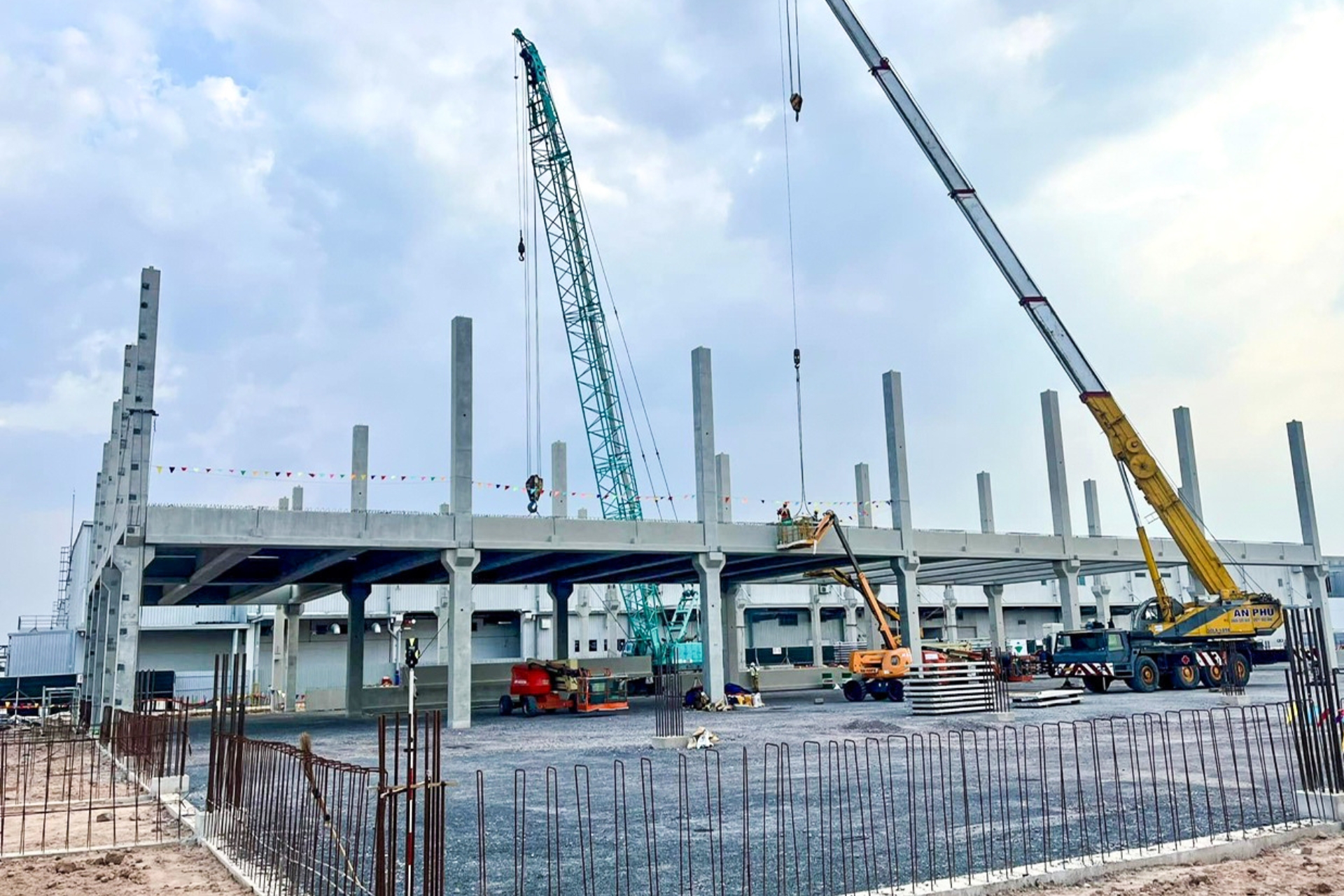 Tác động đến môi trường và an toàn lao động của hai giải pháp