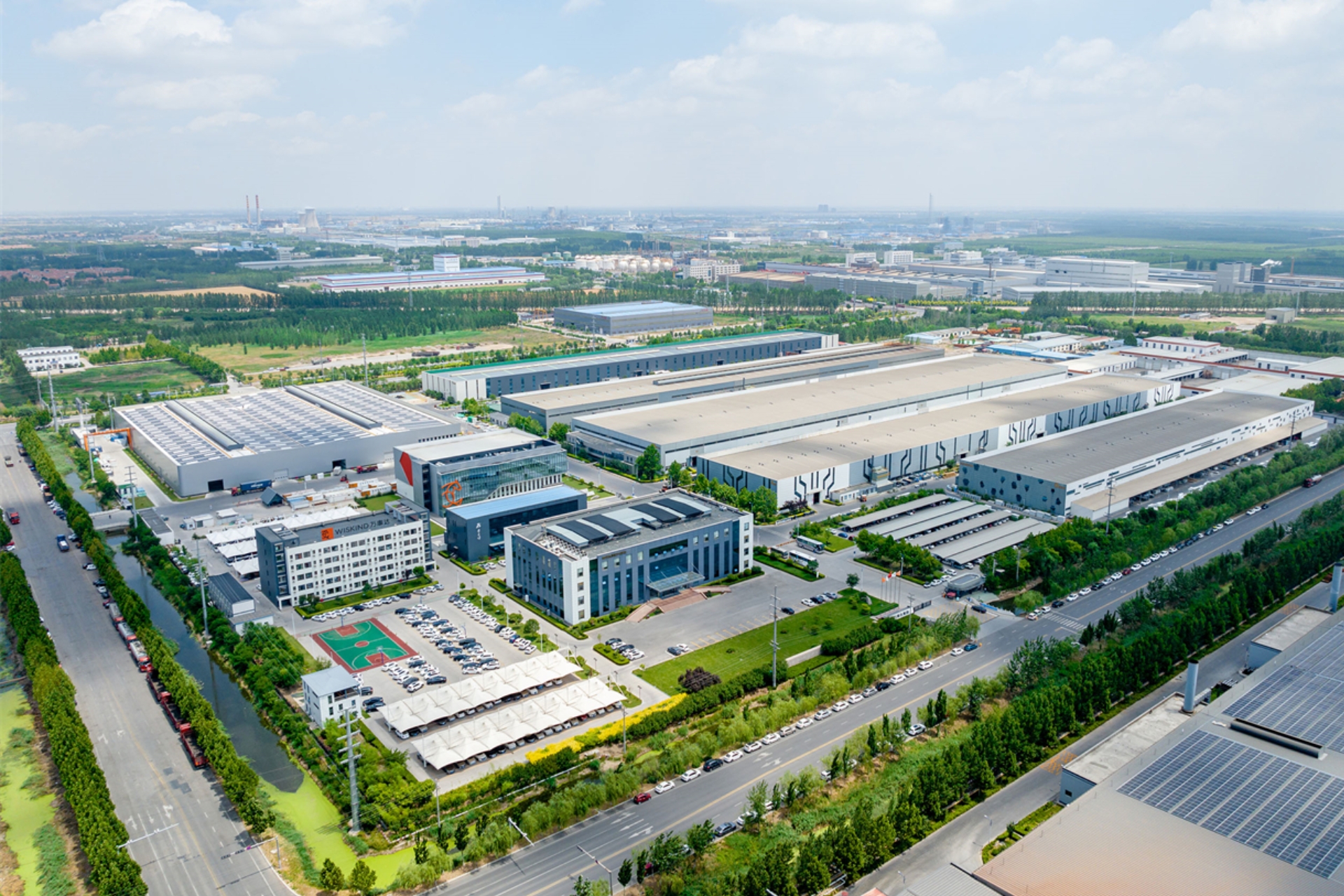 Xu hướng thiết kế nhà xưởng xanh, tiết kiệm năng lượng 2026