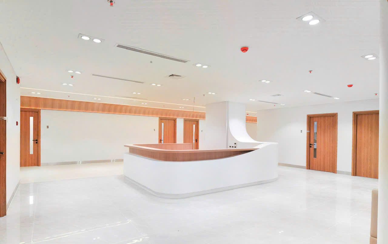Clinic interior design and fit-out – reception counter of the examination area